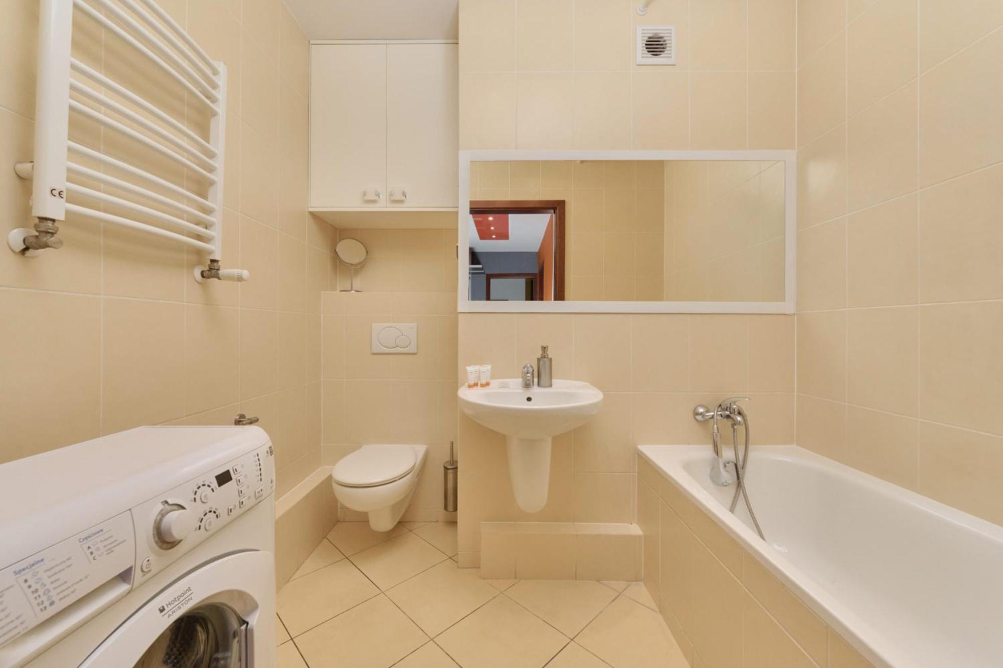 Teczowa Apartment In Wroclaw By Rent Like Home Bagian luar foto