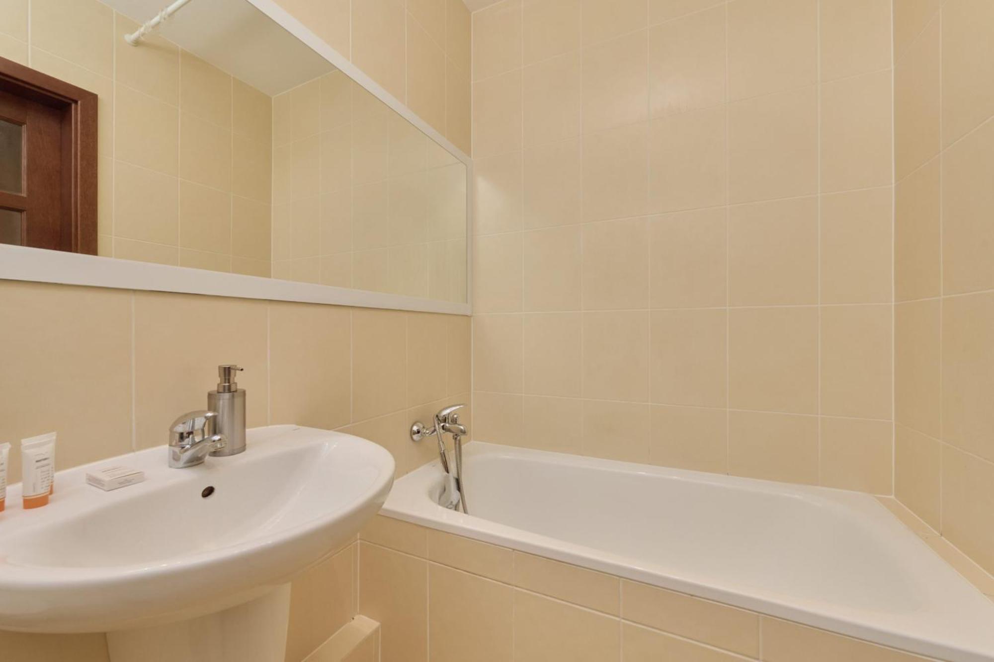 Teczowa Apartment In Wroclaw By Rent Like Home Bagian luar foto