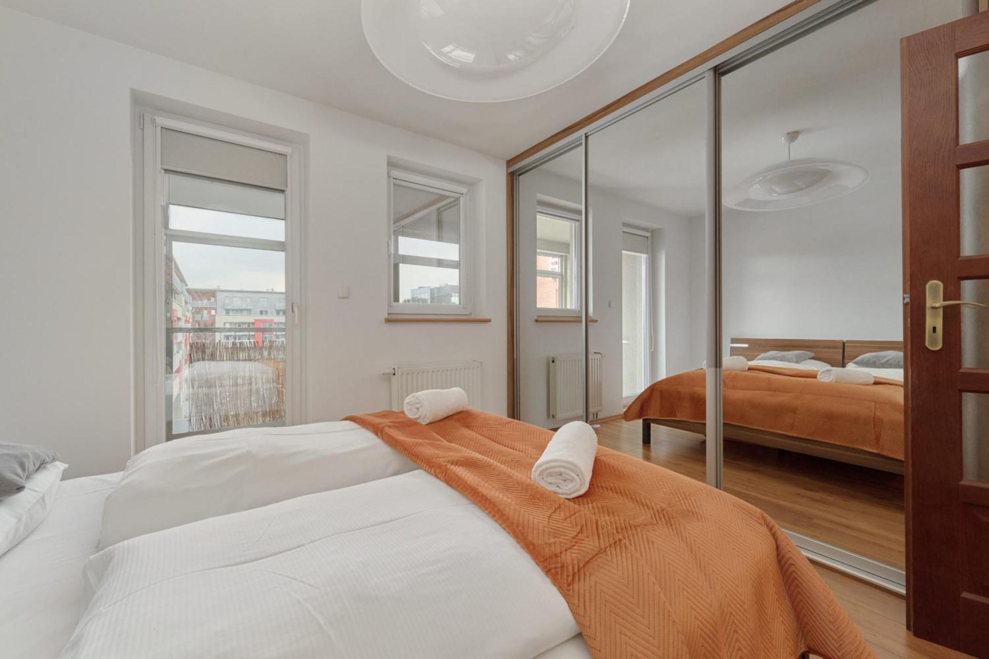 Teczowa Apartment In Wroclaw By Rent Like Home Bagian luar foto